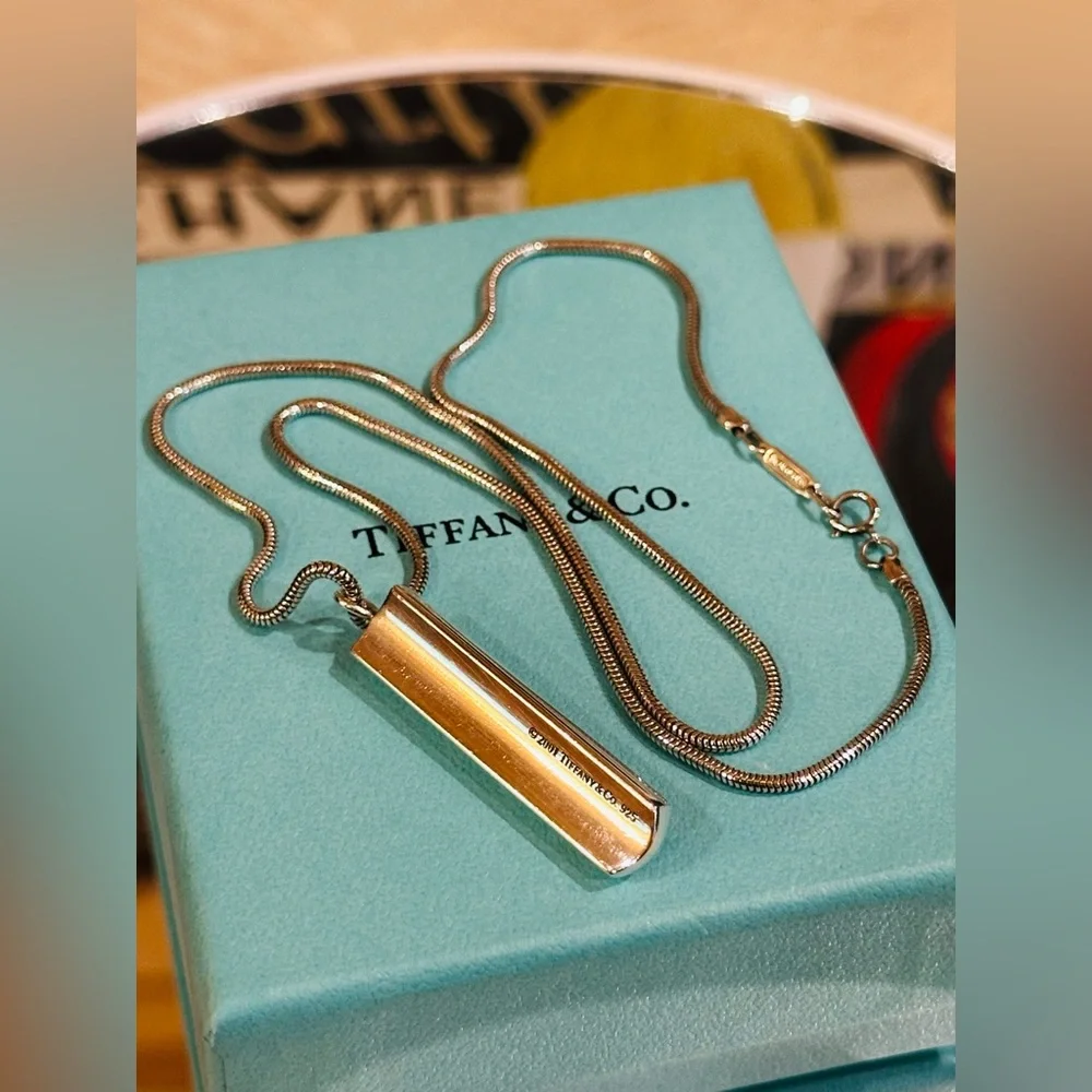 🔥 Tiffany & Co. Necklace 925 Sterling Silver w/ Box Size 18” - Picture 3 of 10